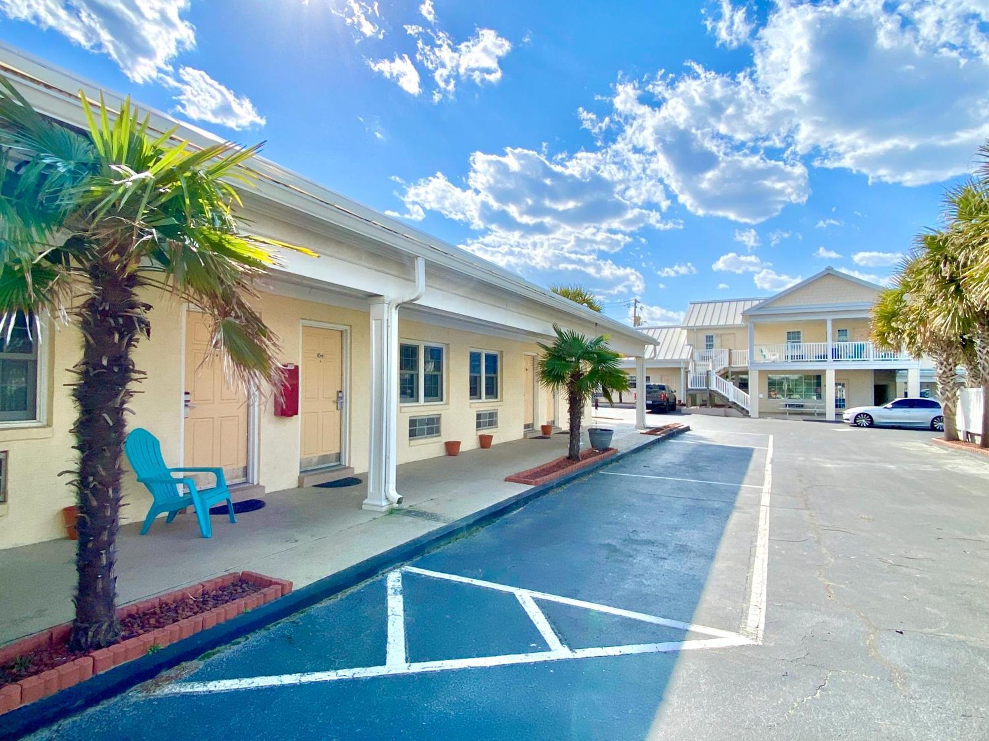 Island Inn Of Atlantic Beach Exterior photo