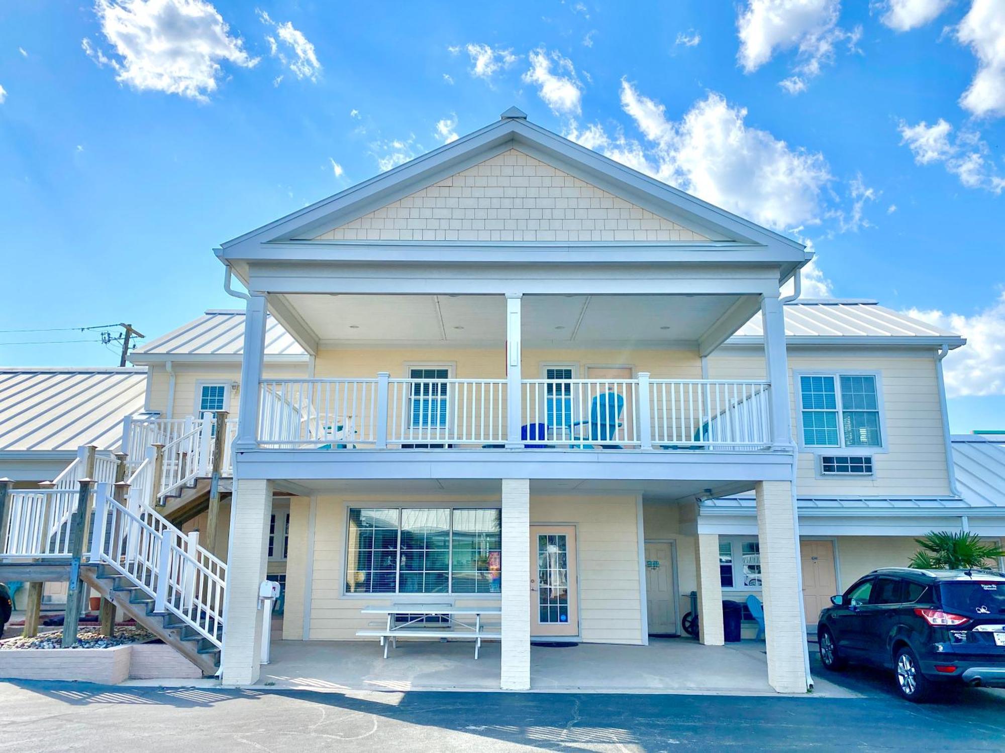 Island Inn Of Atlantic Beach Exterior photo